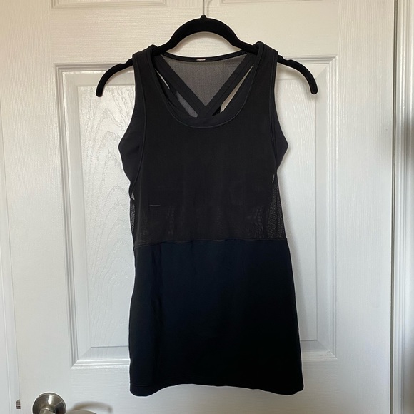 Lululemon Fast As Light 2-In-1 Tank 6 - Picture 7 of 16